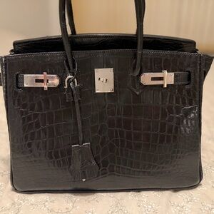 Black  real Croc-Embossed Leather Crossbody Bag - Luxury Style
